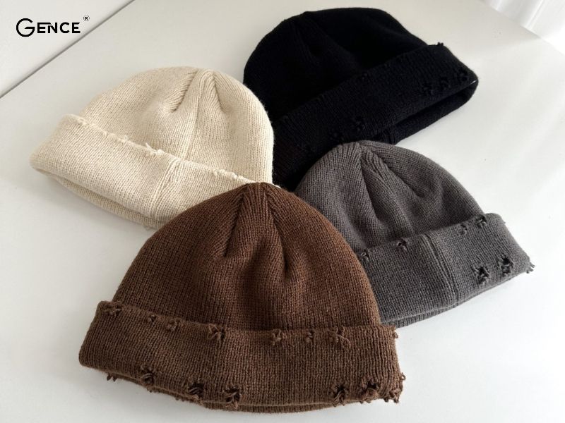 Mã len bucket dễ phối đồ với nhiều trang phục