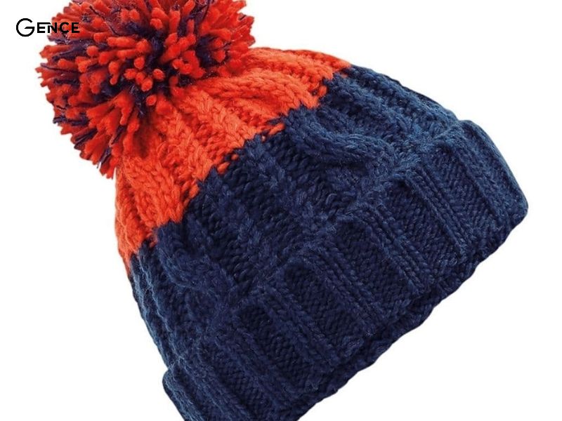 Mũ len bobble tôn lên outfit thời trang cá nhân