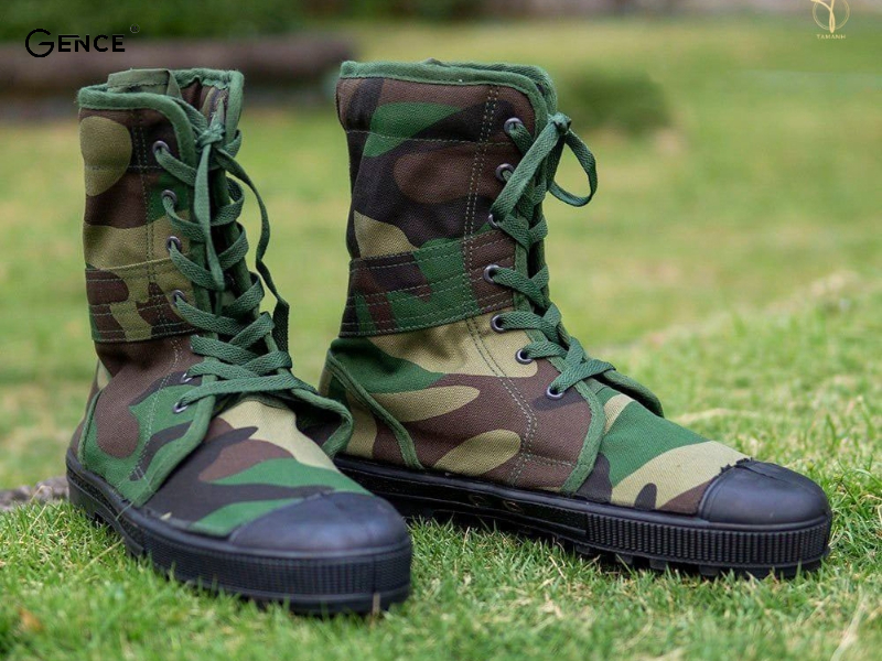 Buộc dây giày theo kiểu quân đội chắc chắn và tiết kiệm thời gian