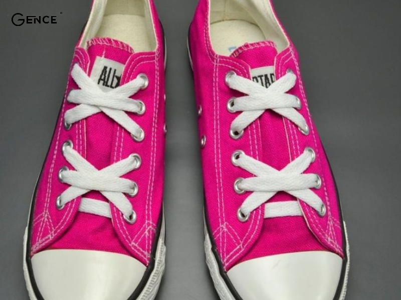 Buộc dây giày theo kiểu Asterisk khác biệt