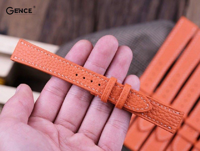 Dây đồng hồ chế tác từ da bò Togo