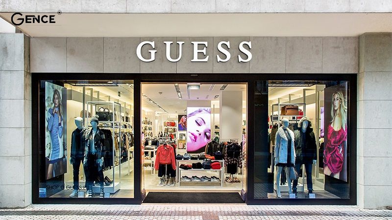 Guess mang lối sống trẻ, gợi cảm và sành điệu thu hút giới trẻ