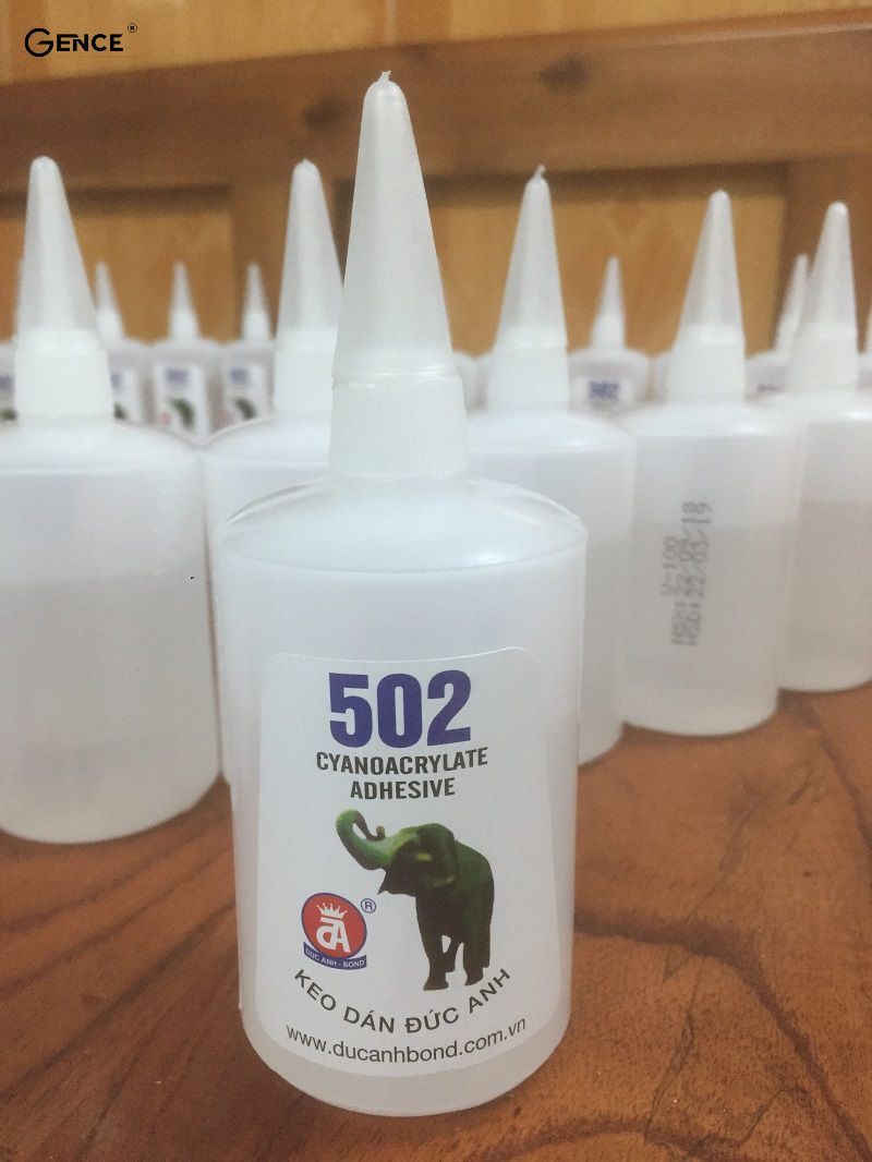 Keo 502 hay còn gọi là Keo Con Voi hay Keo dán sắt