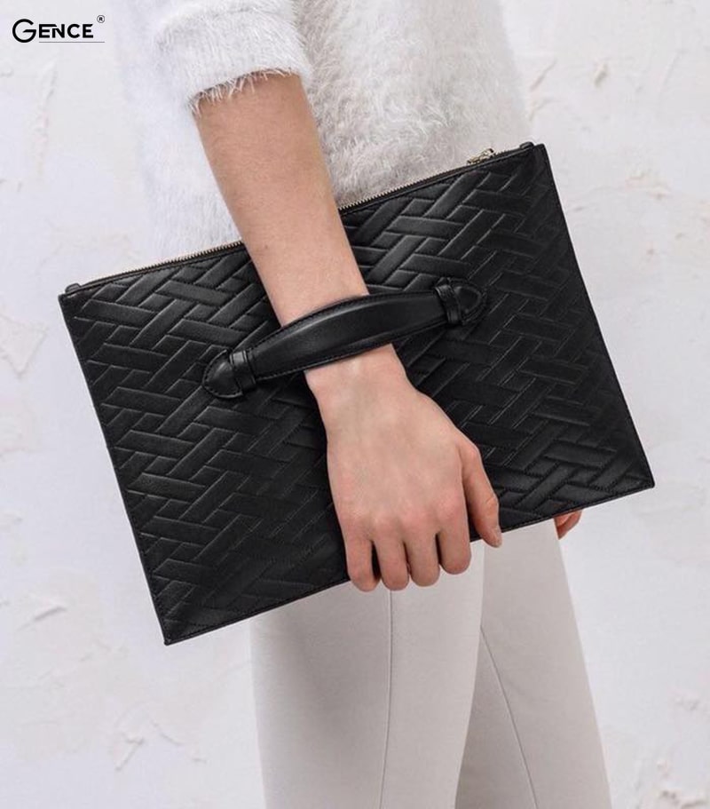 Clutch là gì? Hé lộ bí mật về nguồn gốc, xuất xứ của clutch