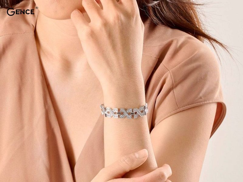 Người mệnh Thủy dịu dàng, thanh lịch