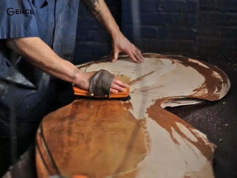 Làm bóng da Shell Cordovan