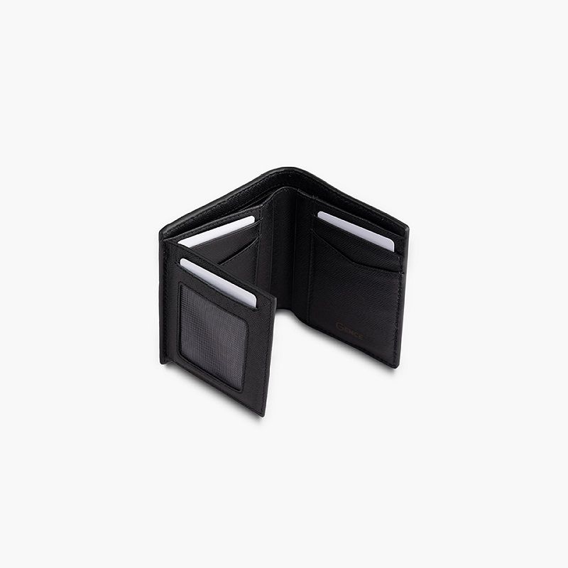 Sử dụng bóp đứng nam C03 Gence không lo da bị bong tróc