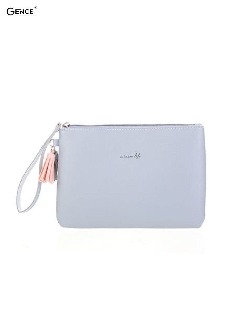 Ví cầm tay nữ Miniso nổi bật với họa tiết Monogram đặc trưng