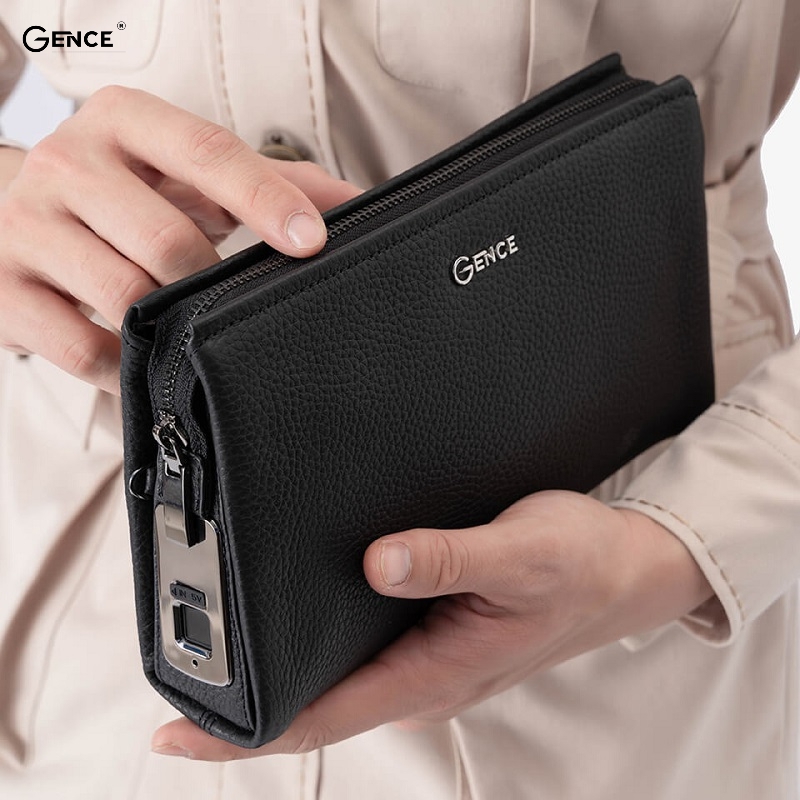 Ví da là phụ kiện không thể thiếu của sếp nam