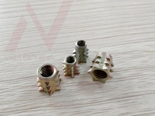 thông số ốc cấy không tai