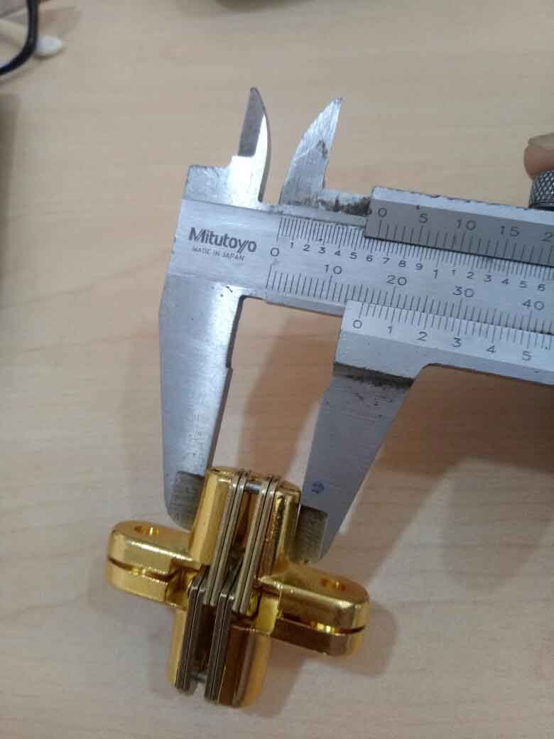 BẢN LỀ LÁ CHỮ THẬP HZ MÀU VÀNG NV-HZ