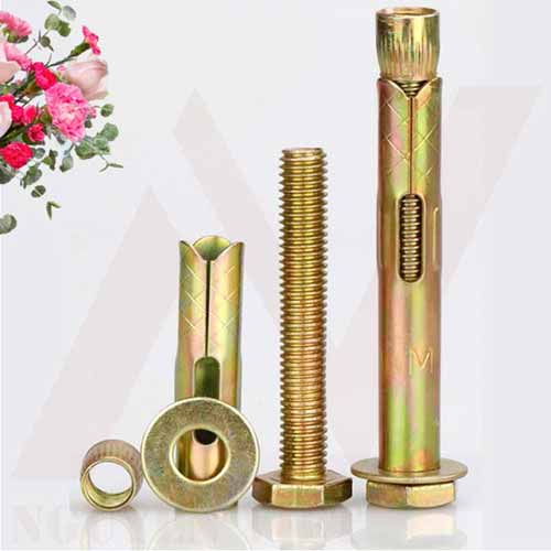 TẮC KÊ GẮN TƯỜNG