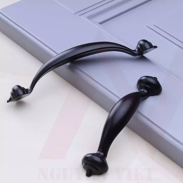 TAY NẮM CỬA TỦ TÂN CỔ ĐIỂN