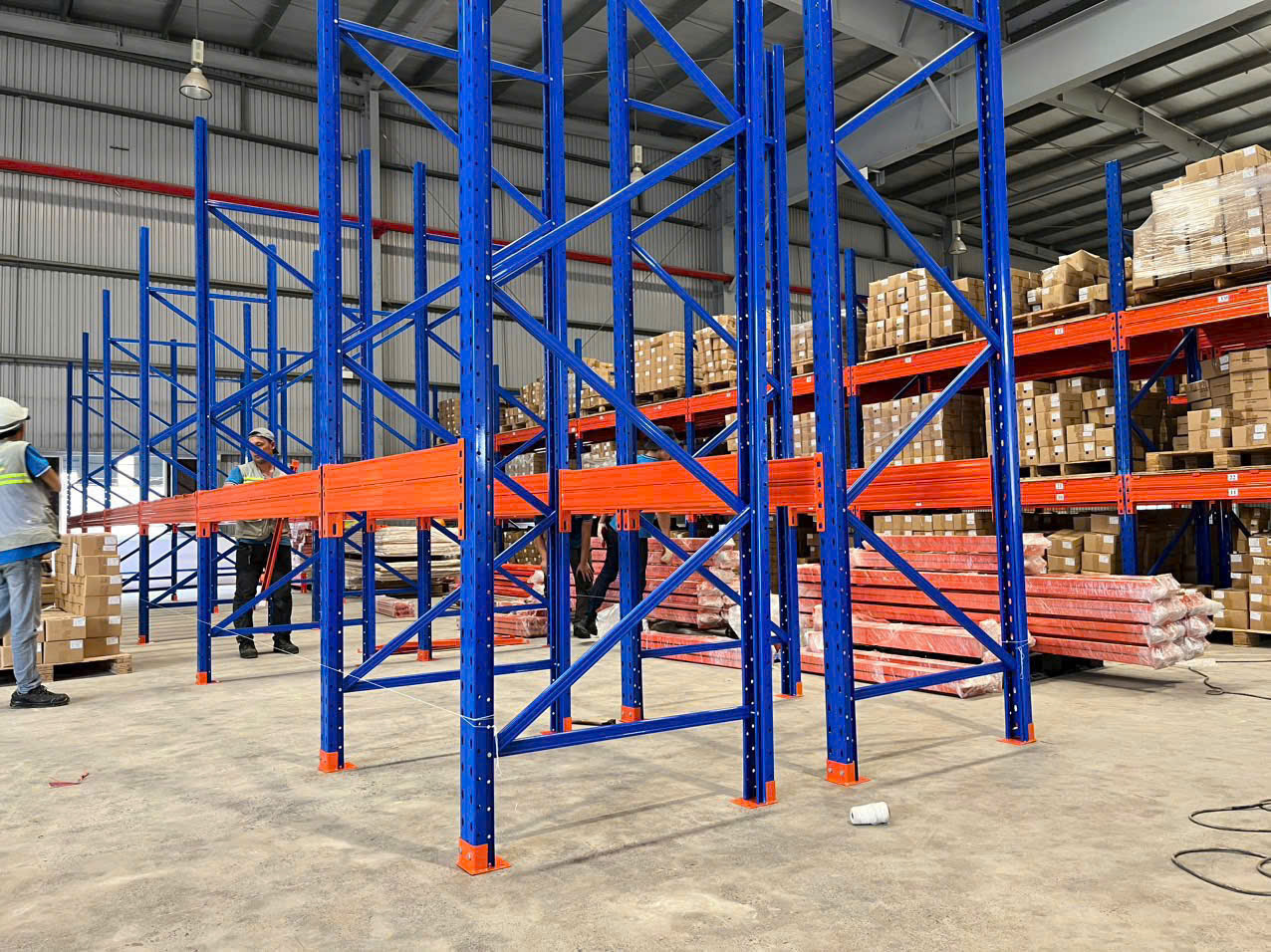 Kệ Selective 4 tấn/tầng – Giải pháp kệ kho hàng tải trọng nặng