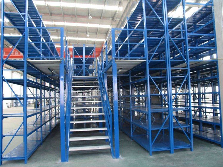 Kệ sàn kết hợp 2 tầng hàng