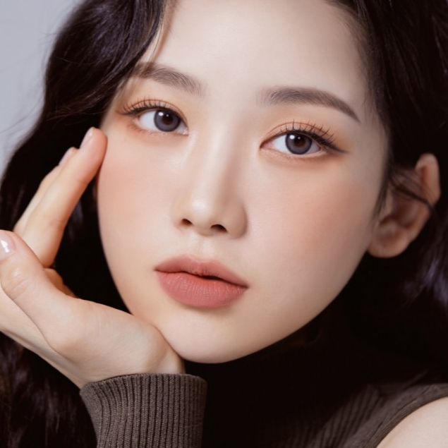 Kính áp tròng 6 tháng màu Mute Gray, Lens Xám Trầm Chính Hãng