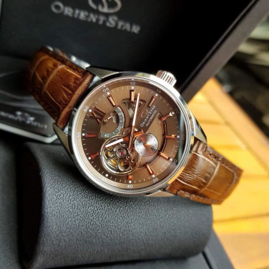Đồng hồ Orient Automatic dây da dành cho nam sang trọng