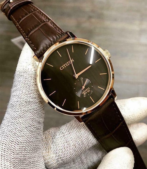 Mẫu đồng hồ Citizen dây da wr50