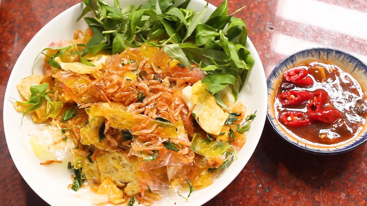 Món cuốn ngon tại nhà với xấp bánh tráng gạo Mikiri Banh-trang-chien-trung-mikiri