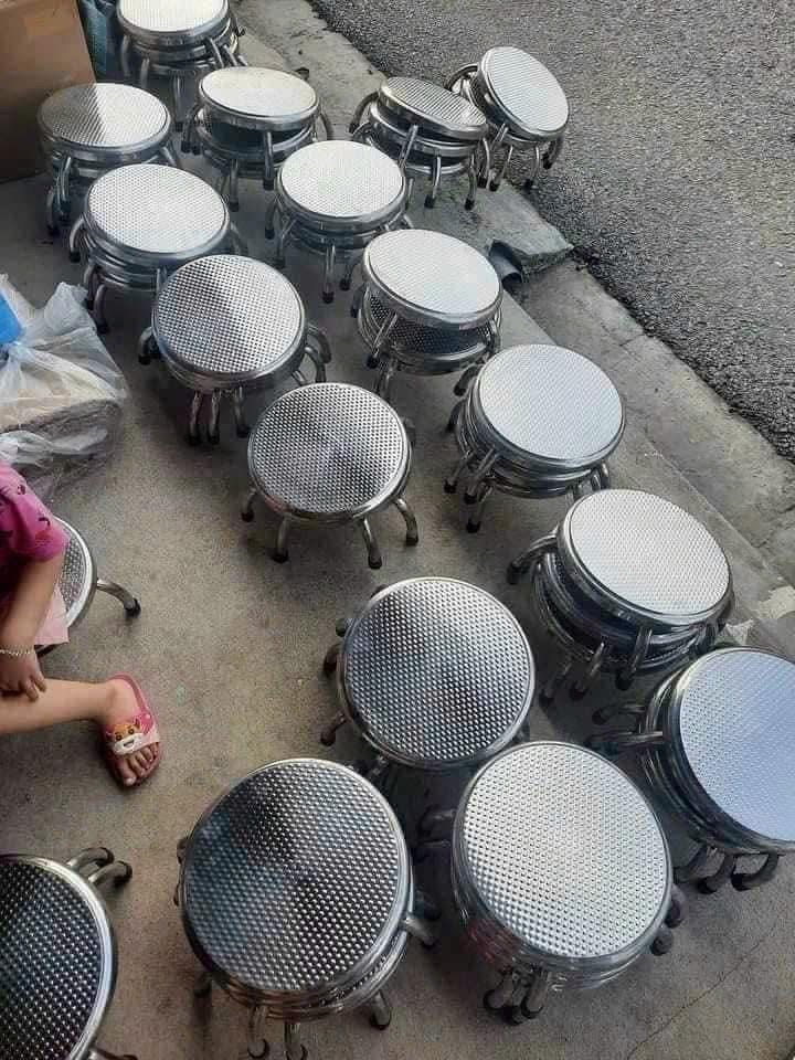 ghế xổm inox