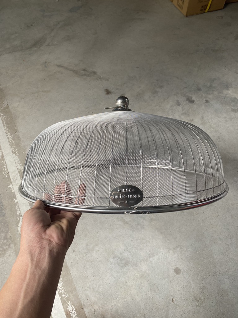 lồng bàn lưới tp