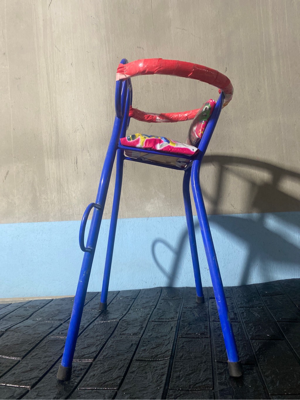 ghế xe lết sơn( k nhận hàng trả)