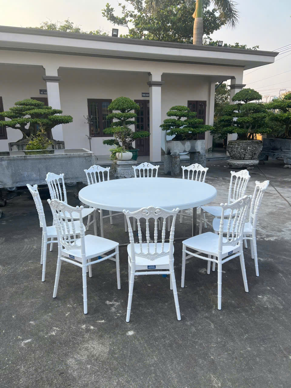 Bàn tròn nhựa 1m5, bàn nhựa 1m5 giá tốt bàn nhựa lớn, bàn tròn cao cấp, bàn nhựa cho quán ăn
