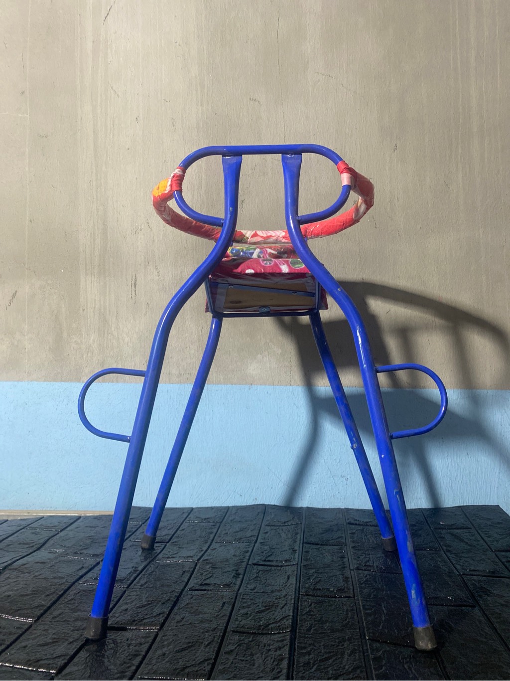 ghế xe lết sơn( k nhận hàng trả)