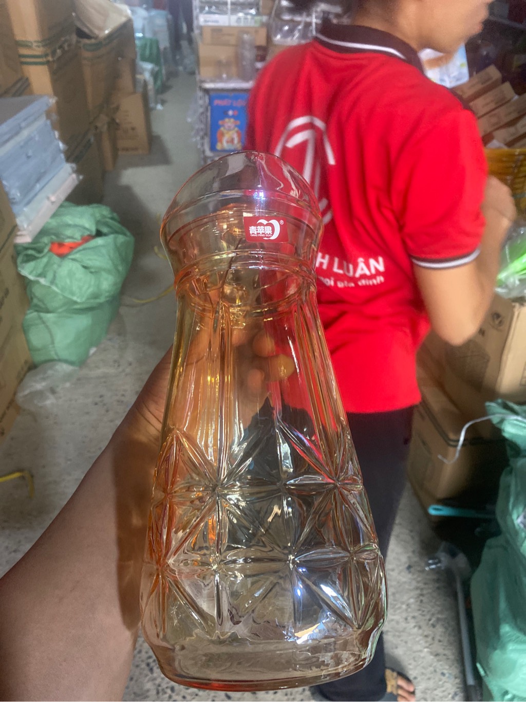 bình nước 1.7L YZH 35 vàng