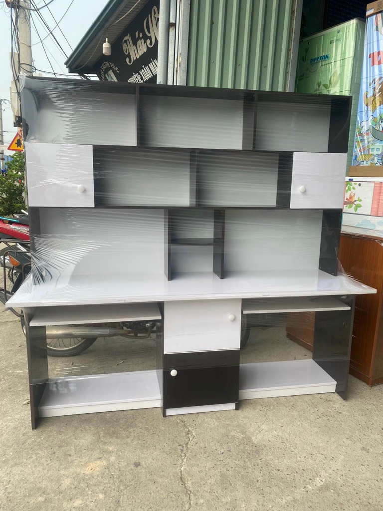 Bàn kệ 1M5 mặt thường R150 X C169 X M50 CM