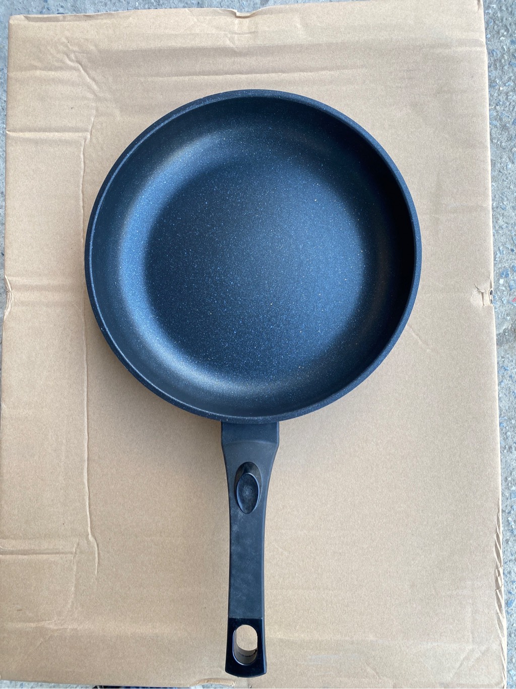 chảo cạn vân đá đáy từ 30 cm hioko