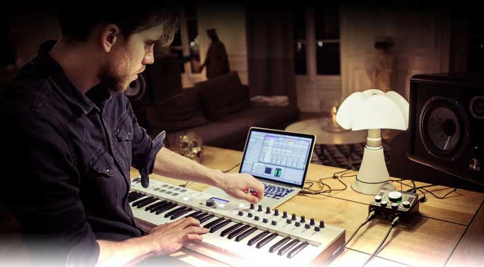 Arturia Keylab Essential 49 MIDI Controller | Giá cực tốt tại TP.HCM