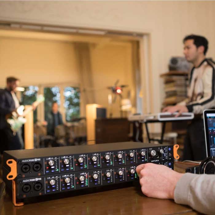 Sound Card Arturia AudioFuse 8Pre có hiệu suất cao với 8 preamp chất lượng cao