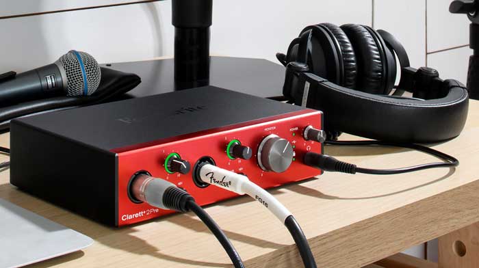 Sound card Focusrite Clarett+ 2Pre được trang bị cổng USB-C, đảm bảo độ trễ thấp và khả năng truyền dữ liệu nhanh chóng