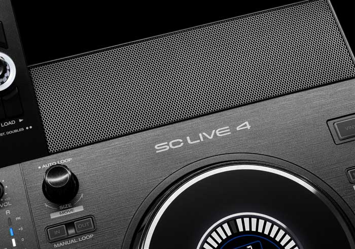 Bàn DJ Độc Lập Denon SC Live 4 được trang bị loa ngoài giúp bạn cảm nhận nhịp điệu