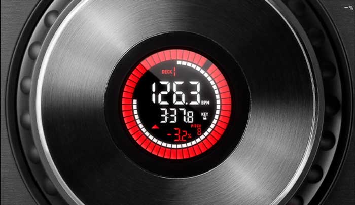 Bàn DJ Numark Mixtrack Platinum FX thiết kế bàn chà siêu mượt