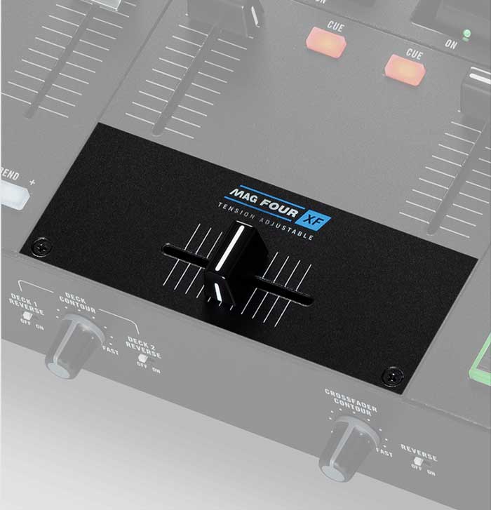 Bàn DJ Rane One Serato Controller thiết kế thêm cả fader để chỉnh FX tăng cho bạn linh hoạt sử dụng