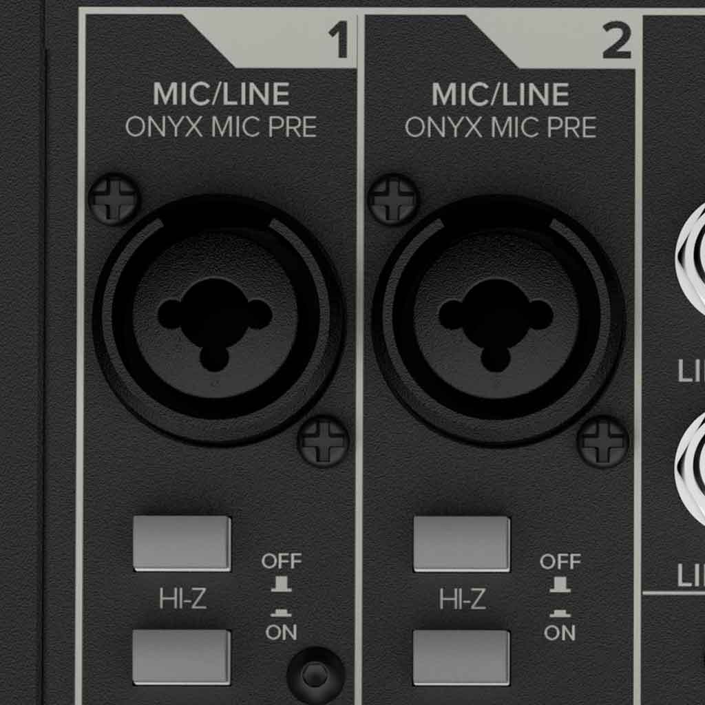Bàn Mixer Mackie ProFX6v3+ có cổng kết nối với micro 