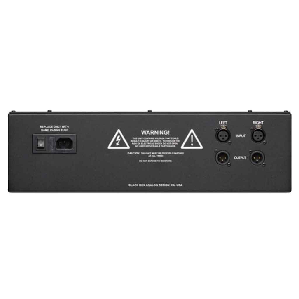 Black Box Analog Design HG-2 Stereo Analog hình đang miêu tả chụp mặt sau chi tiết các phích cắm đầu vào 