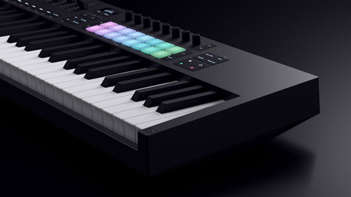Midi Controller Novation Launchkey 61 MK4 được làm từ vật liệu cao cấp giúp bạn có thể sử dụng lâu dài