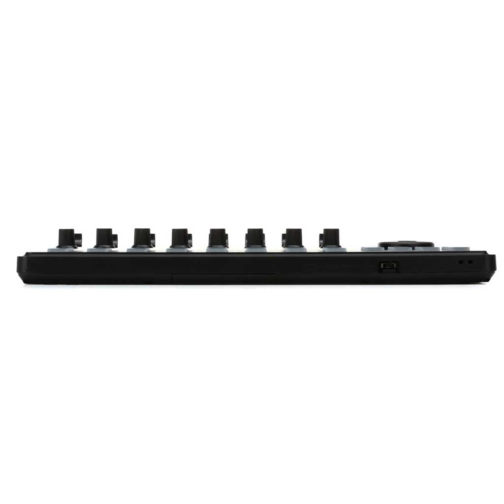 Cổng kết nối của Bàn Điều Khiển Korg nanoKONTROL Studio