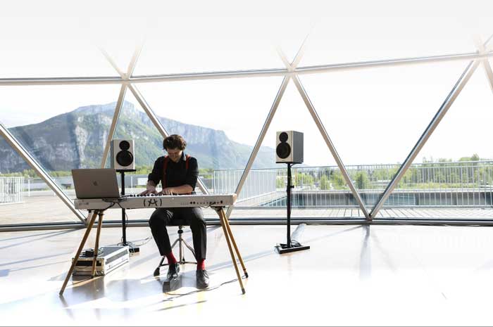 Chân keyboard Arturia Wooden Legs - Chính hãng