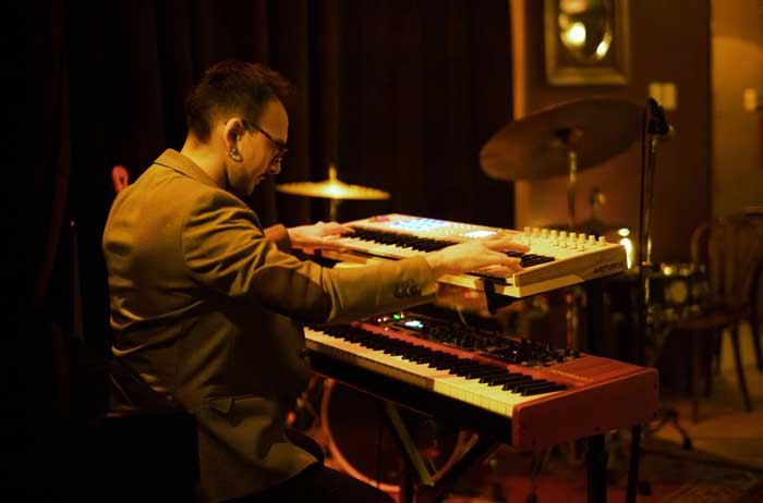 Đàn Midi Arturia KeyLab 49 mk3 - New 2024 khiến các nhạc sĩ phải đắm say 