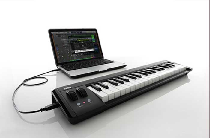 Đàn Midi Korg Microkey 2 49 key có thể kết nối với các thiết bị điện tử thông minh 