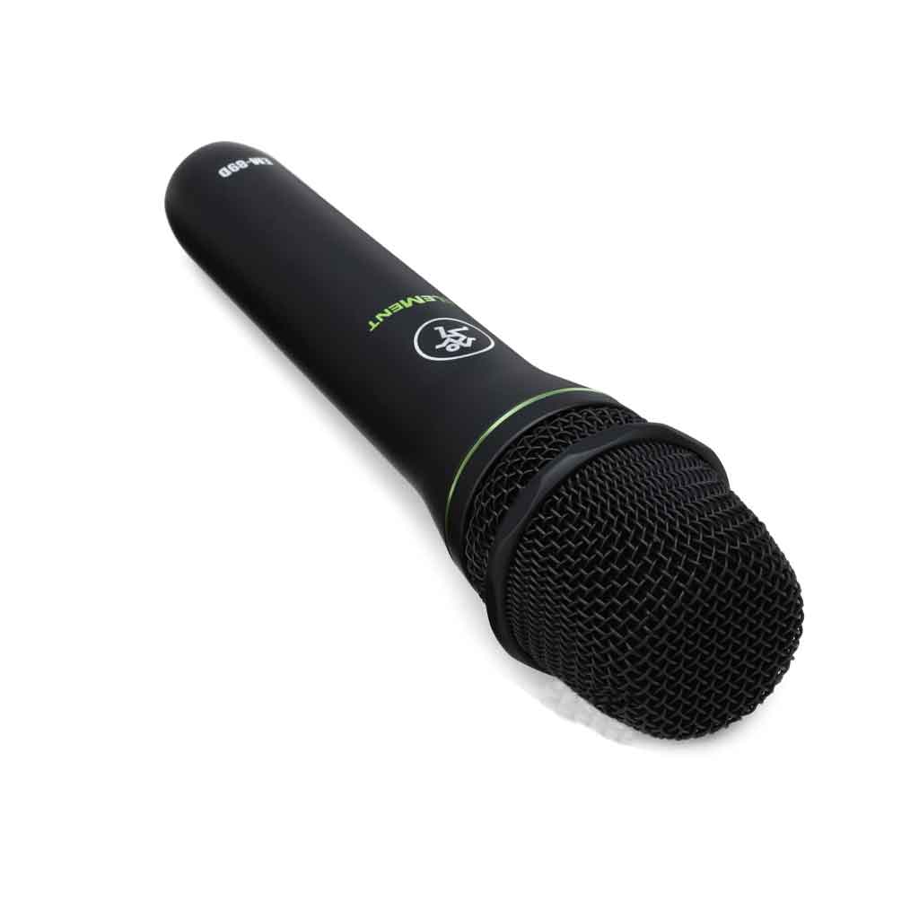 Mackie EM-89D Dynamic Vocal Microphone chi tiết mặt trước lưới đầu mic thiết kế lưới thép dạng đan mắt cáo chắc chắn, phủ sơn đen mờ giúp giảm nhiễu RF và tăng độ bền