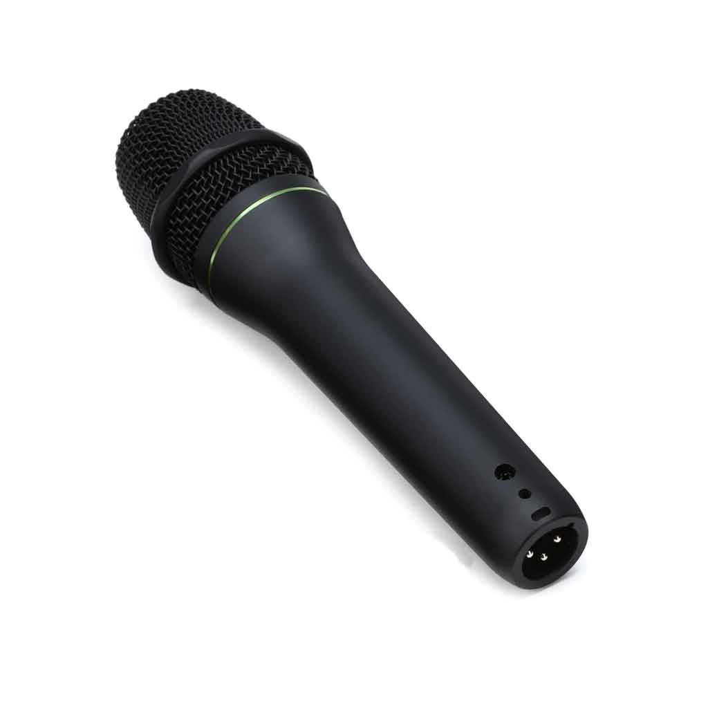 Mackie EM-89D Dynamic Vocal Microphone với có thiết kế vòng chống lăn một vòng cao su tròn đặt phía dưới đầu mic, giúp tránh lăn khi đặt xuống bề mặt và tăng độ bám