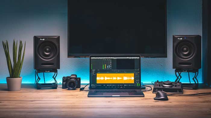 Sound Card Fluid Audio SRI-2 là lựa chọn hoàn hảo cho các phòng thu chuyên nghiệp và phòng thu tại nhà
