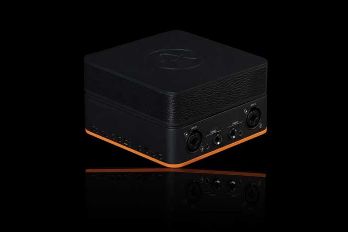 Với khung nhôm chắc chắn cùng giao diện điều khiển trực quan Arturia AudioFuse Rev2 USB Audio Interface không chỉ đẹp mà còn tiện dụng