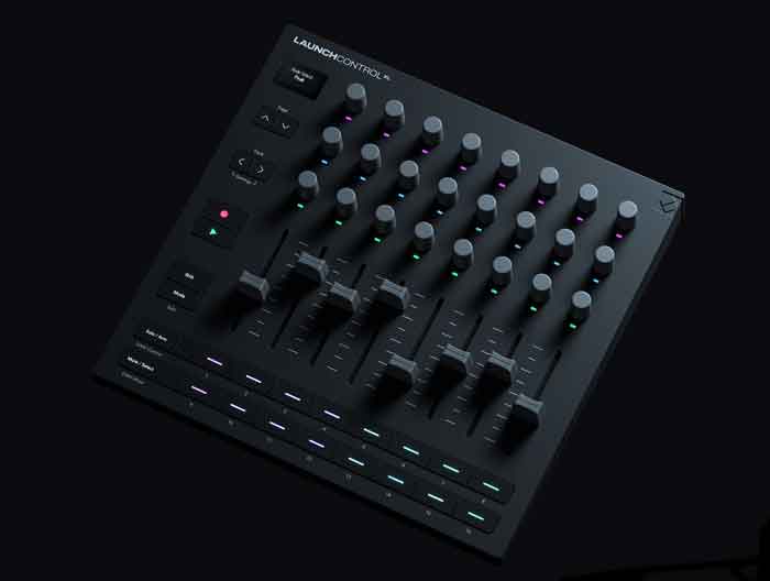Launch Control XL MK3 sản phẩm trong hình là Novation Launch Control XL, một bộ điều khiển MIDI (MIDI controller) chuyên dùng cho sản xuất âm nhạc, biểu diễn live và điều khiển phần mềm âm thanh (như Ableton Live).