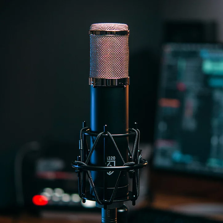 Lauten Audio LA-320 Tube Condenser Microphone nhập khẩu chính hãng